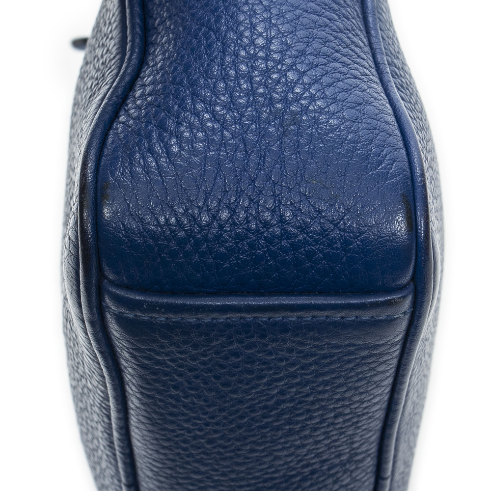 Prada Camera Crossbody - Picture 7 of 10